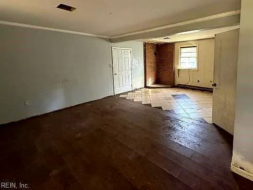 939 Coachpoint RD, HARTFIELD VA 23071 - Photo 5