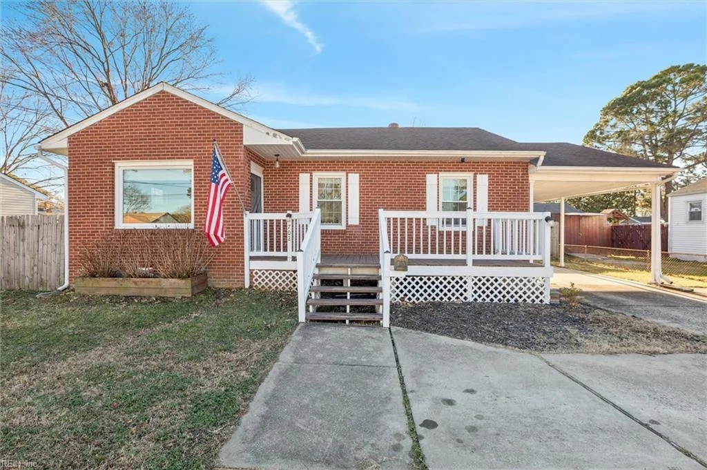 702 Sedgefield DR, NEWPORTNEWS VA 23605