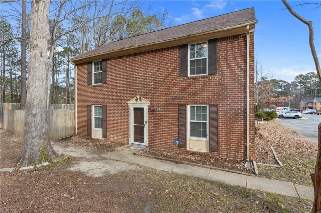 364 Deputy LN #A, Newport News — 3 bed Residential, 1,440 sqft