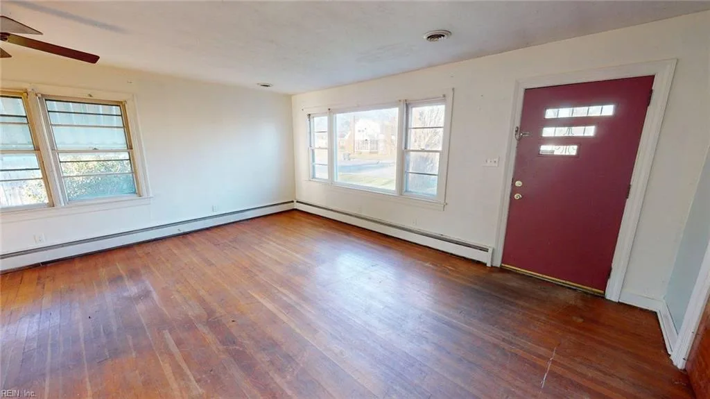515 Pocahontas PL, HAMPTON VA 23661 - Photo 4