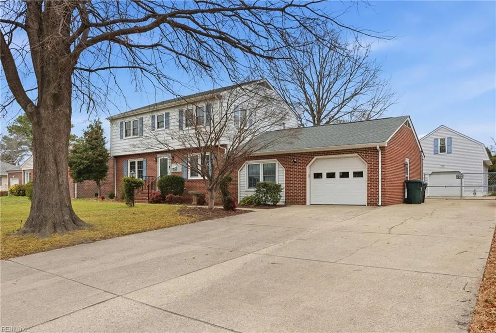 205 Hankins DR, HAMPTON VA 23669