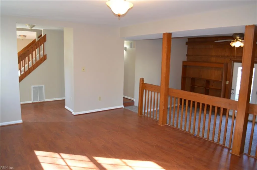 303 White Marsh CT, HAMPTON VA 23669 - Photo 4