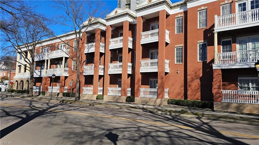 450 W Princess Anne RD #211, NORFOLK VA 23517 - Photo 2
