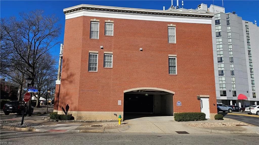 450 W Princess Anne RD #211, NORFOLK VA 23517 - Photo 4