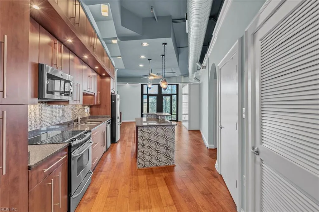 415 Saint Pauls BLVD #407, NORFOLK VA 23510 - Main photo