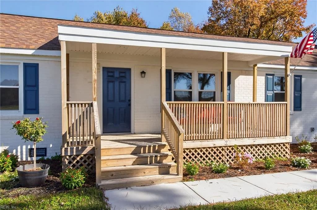 913 Long Ridge RD, CHESAPEAKE VA 23322 - Photo 4