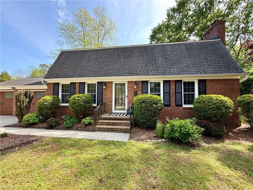 15 Carriage Hill DR, POQUOSON VA 23662 - Photo 3