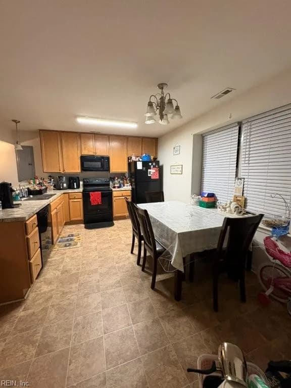 612 Cherokee RD, PORTSMOUTH VA 23707 - Photo 3