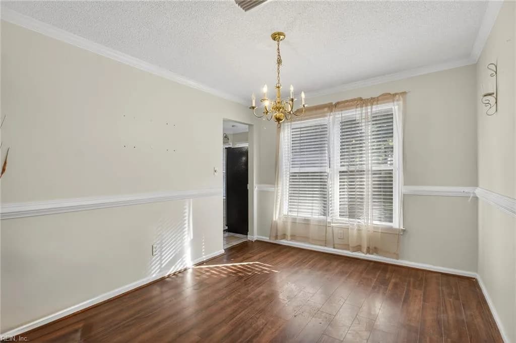 882 Belvoir CIR, NEWPORTNEWS VA 23608 - Photo 5