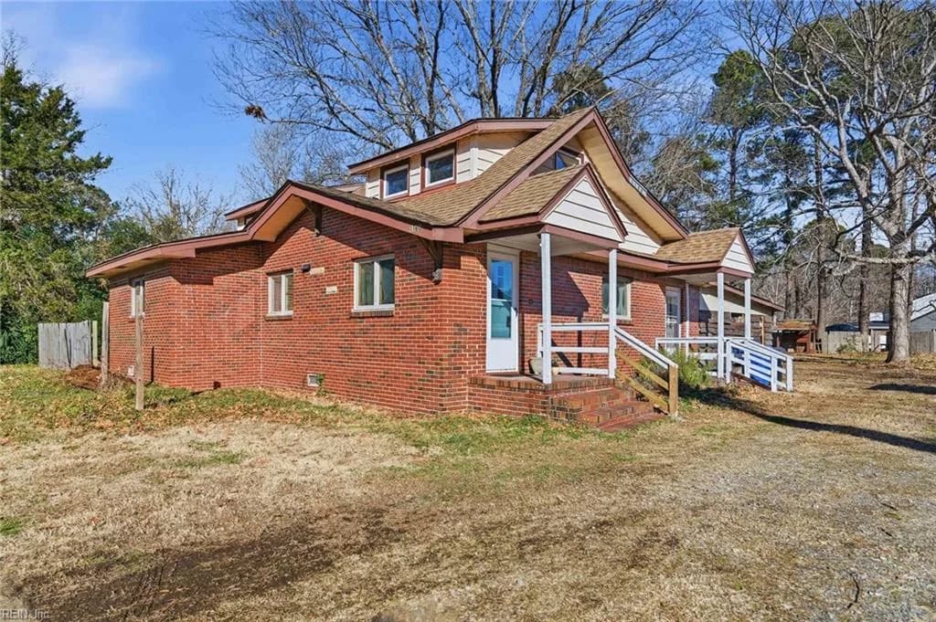 1160 Culver LN, VIRGINIABEACH VA 23454 - Main photo