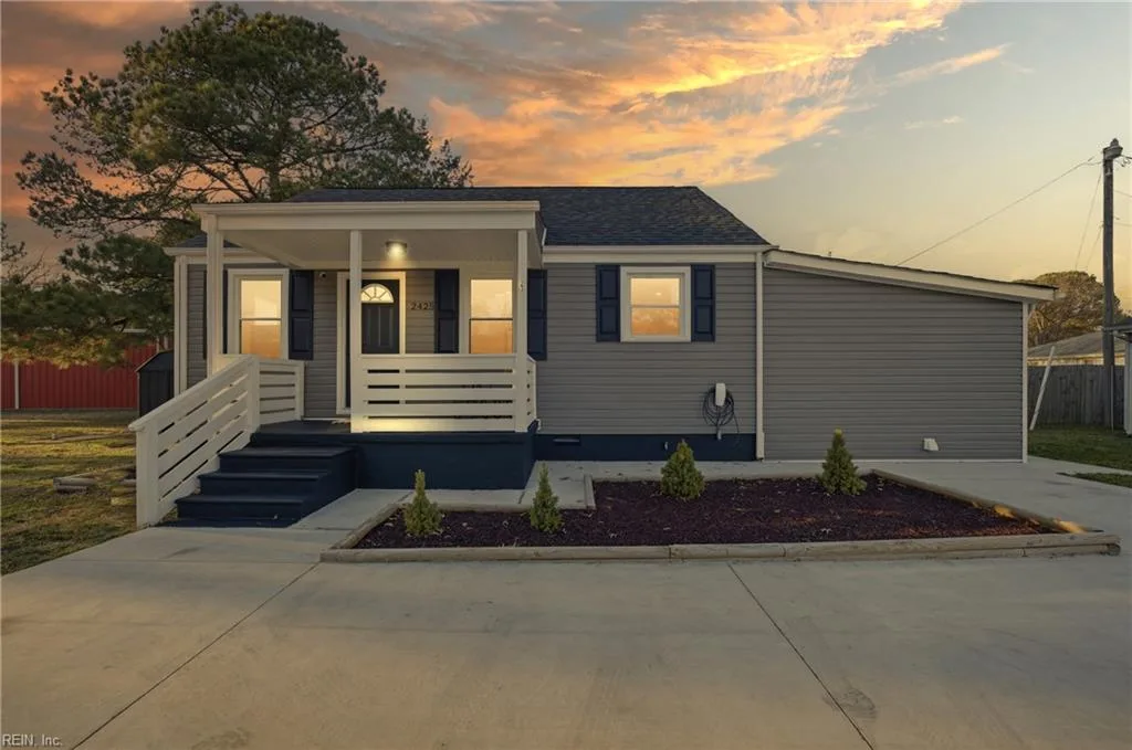 2425 Ambler AVE, NORFOLK VA 23513 - Main photo