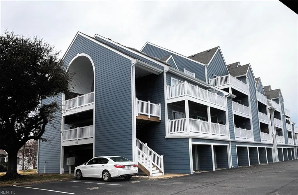 9535 Bay Front DR #201, NORFOLK VA 23518