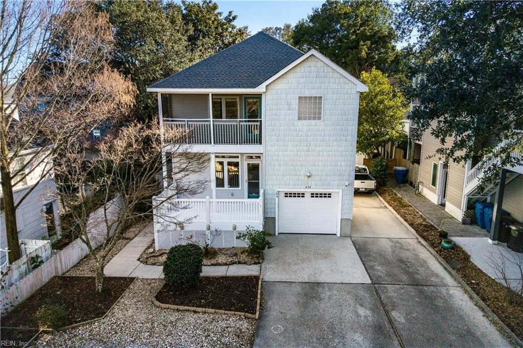 204 82nd ST, Virginia Beach — 3 bed Residential, 2,200 sqft