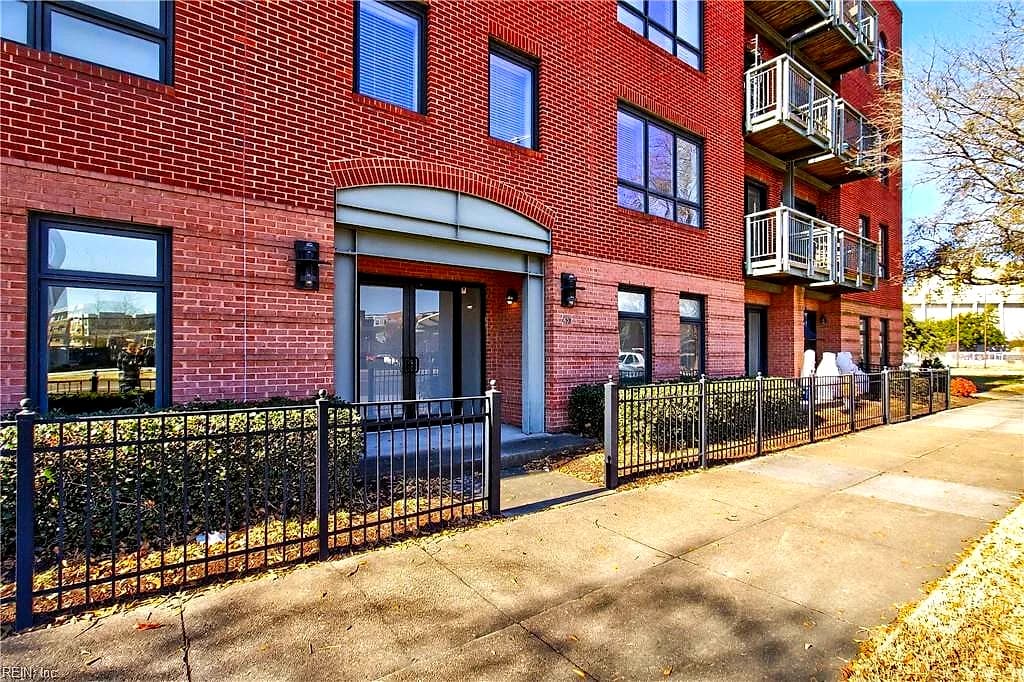 433 Saint Pauls BLVD #4D, NORFOLK VA 23510 - Main photo