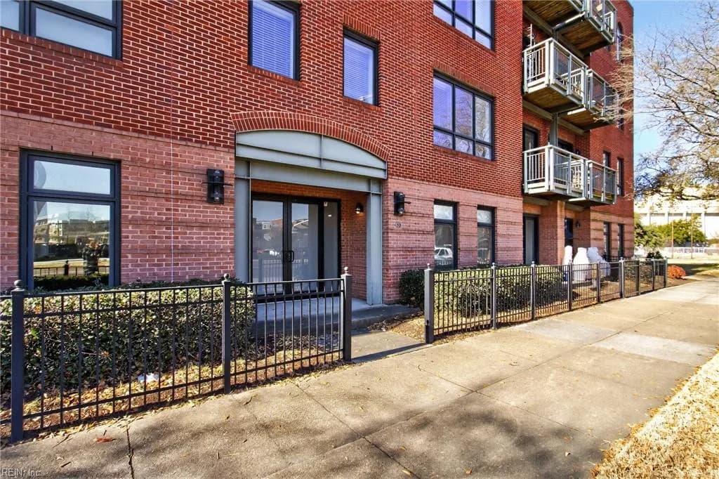 433 Saint Pauls BLVD #4D, NORFOLK VA 23510 - Main photo