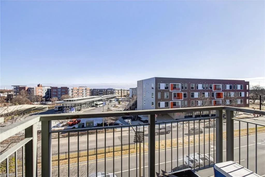 433 Saint Pauls BLVD #4D, NORFOLK VA 23510 - Photo 3