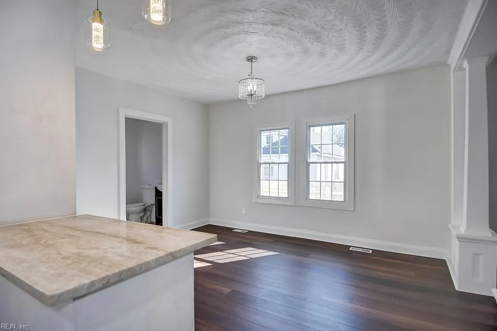 820 Summit AVE, NORFOLK VA 23504 - Photo 4