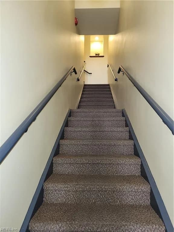 426 Granby ST #2 B, NORFOLK VA 23510 - Photo 4