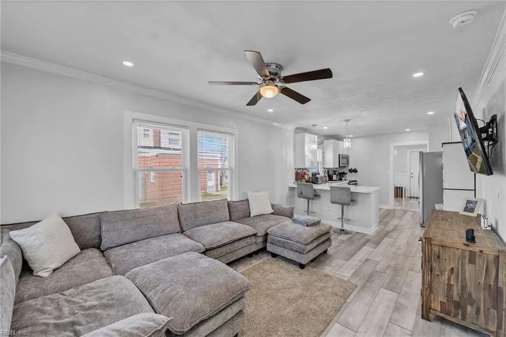 512 Pocahontas PL, HAMPTON VA 23661 - Photo 3