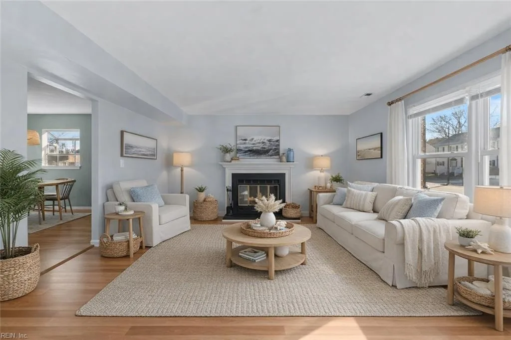 2428 Casey CT, Virginia Beach — 3 bed Residential, 1,300 sqft