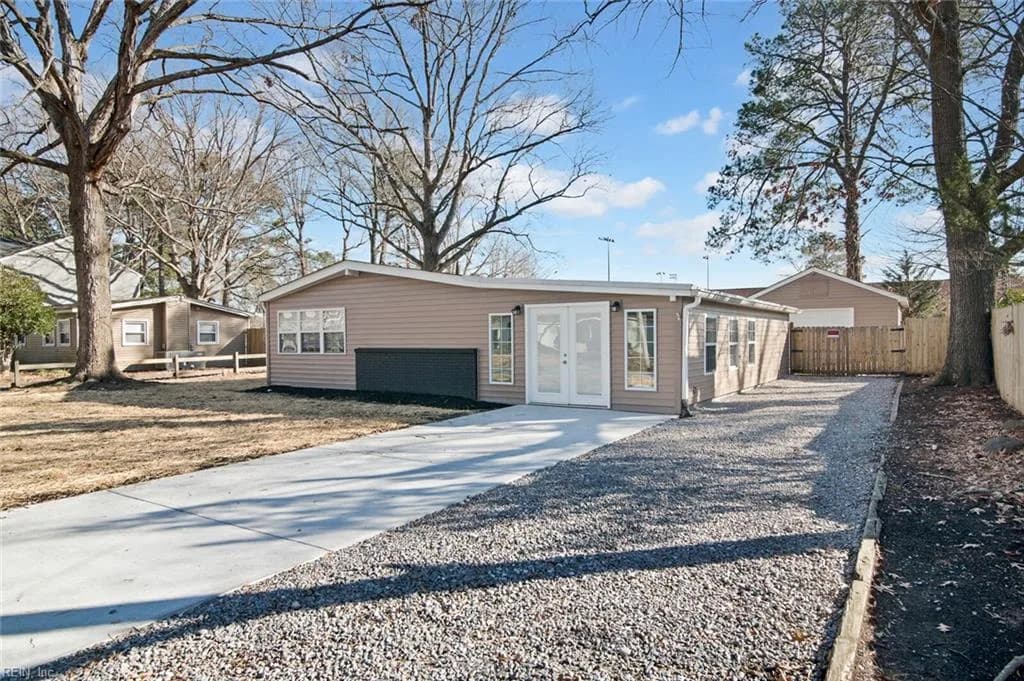 4308 Fontana AVE, CHESAPEAKE VA 23325 - Main photo