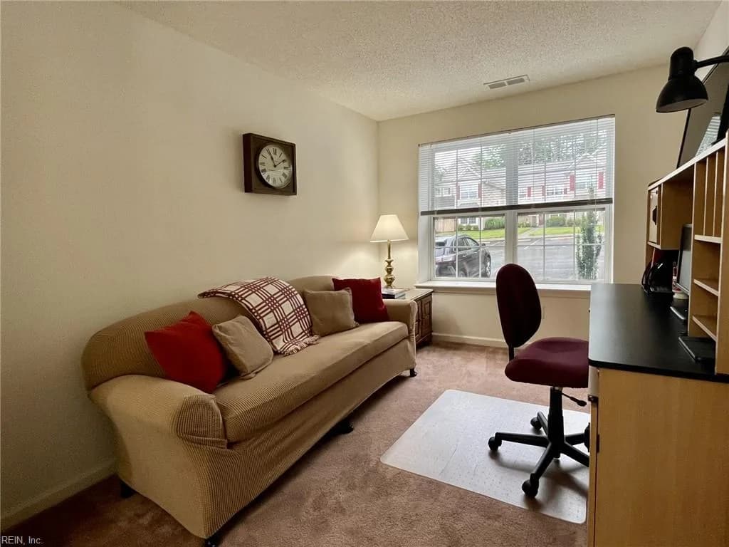 203 Bristol CMN, WILLIAMSBURG VA 23188 - Photo 4