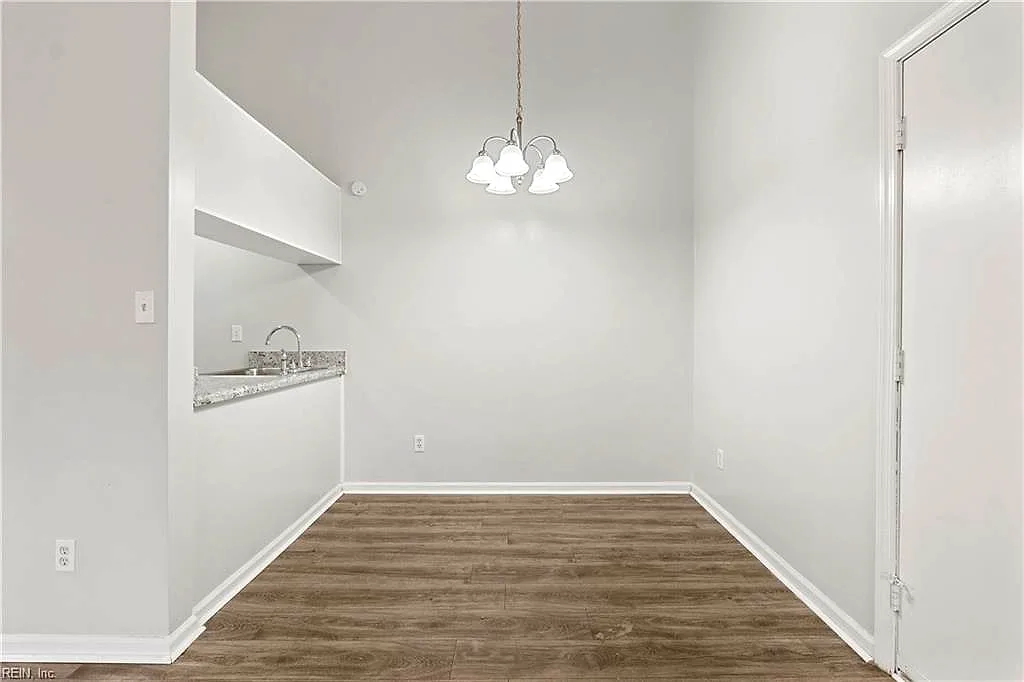220 Pacific DR #2, HAMPTON VA 23666 - Photo 3