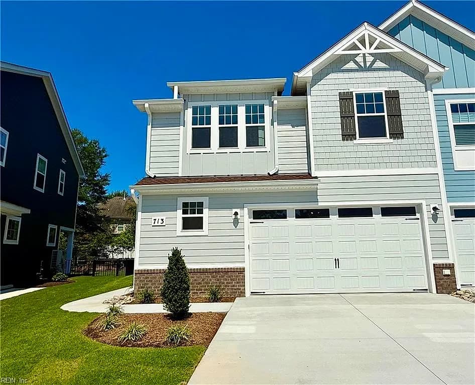 713 Flatrock LN, CHESAPEAKE VA 23320 - Main photo