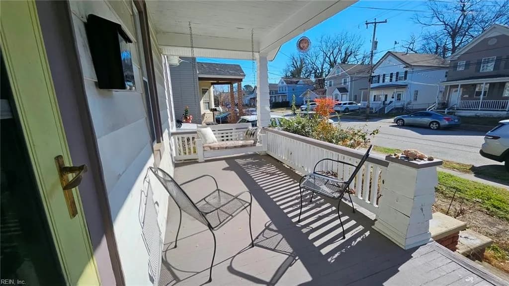 250 Lee ST, HAMPTON VA 23669 - Photo 2