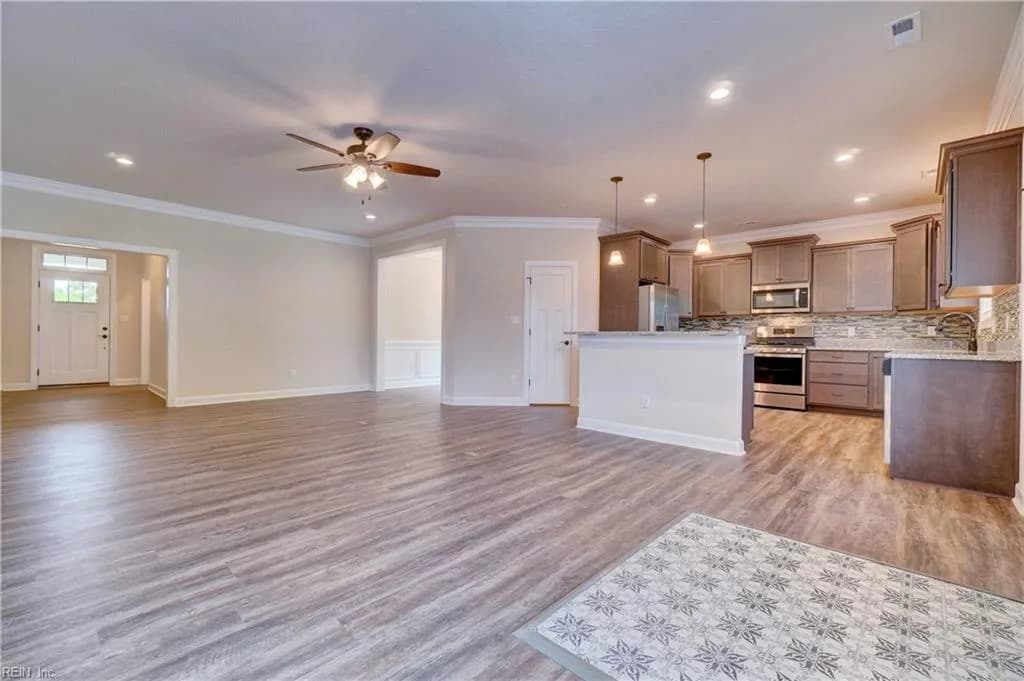 8577 OLD STAGE HWY, SMITHFIELD VA 23430 - Photo 4