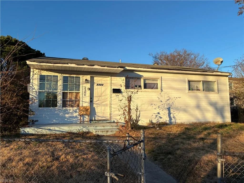 2300 South ST, PORTSMOUTH VA 23704 - Main photo