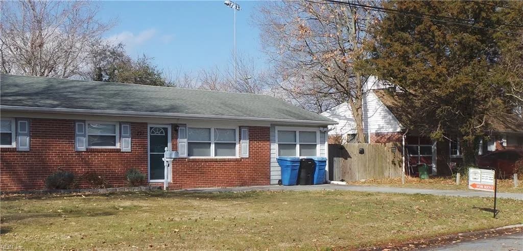 721 Farnham LN, VIRGINIABEACH VA 23455 - Main photo
