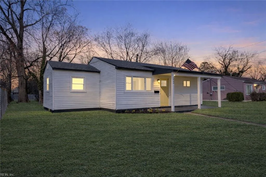 322 Avondale RD, Portsmouth — 3 bed Residential, 736 sqft