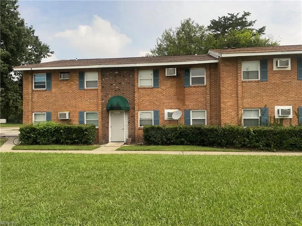 2500 Leo ST #4, NORFOLK VA 23504 - Main photo