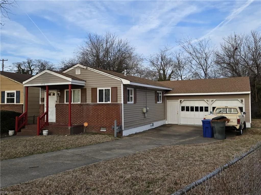 2010 Roanoke AVE, NEWPORTNEWS VA 23607 - Main photo