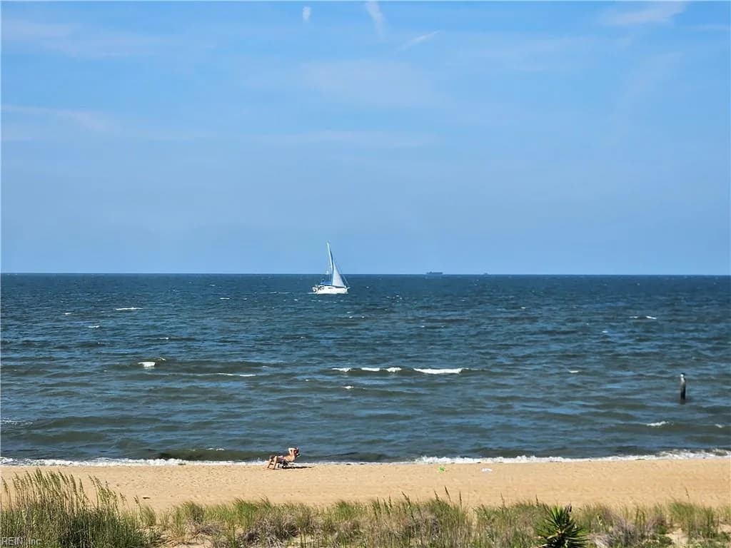 600 W Ocean View AVE #C, NORFOLK VA 23503 - Main photo