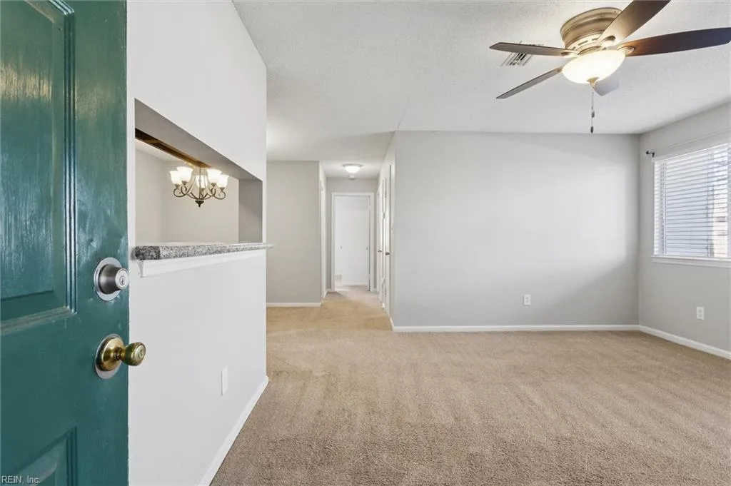 12619 Daybreak CIR, Newport News — 2 bed Residential, 944 sqft