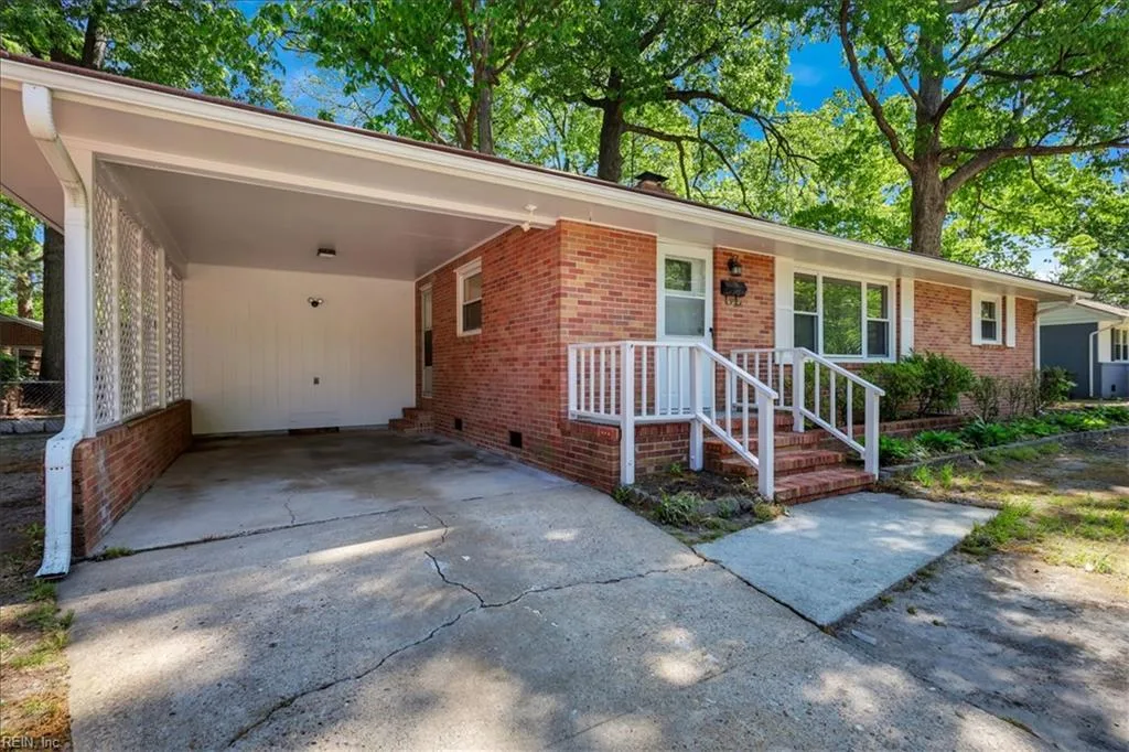 316 Martha Lee DR, Hampton — 3 bed Residential, 1,176 sqft