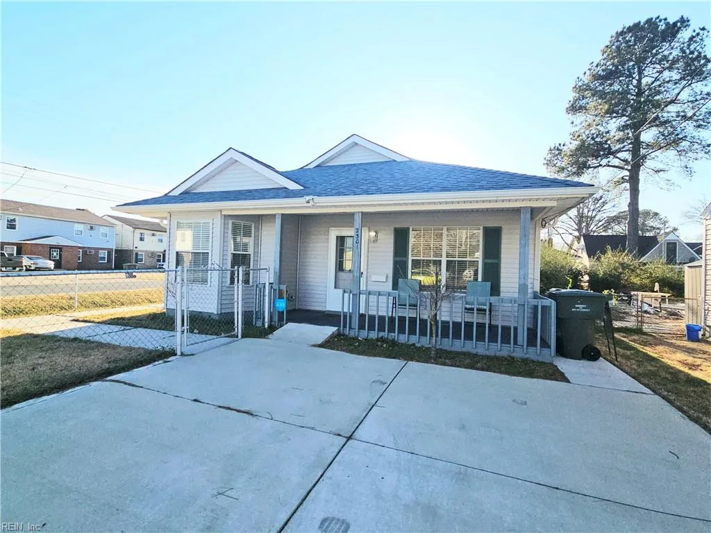 2301 Birch ST, Norfolk — 2 bed Residential, 1,300 sqft