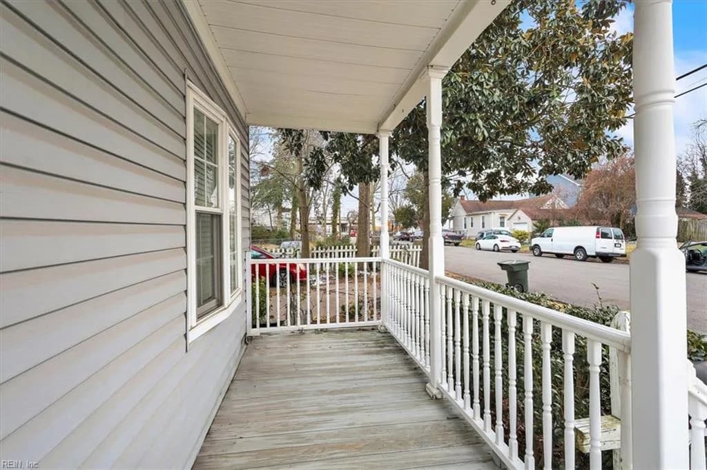 720 River ST, HAMPTON VA 23669 - Photo 5
