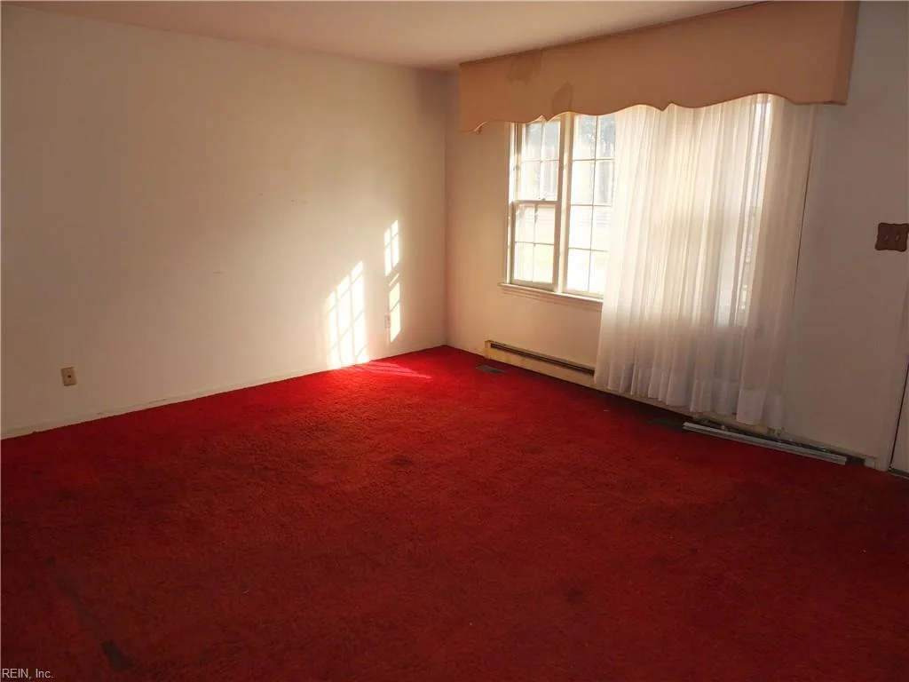 228 Colony RD, NEWPORTNEWS VA 23602 - Photo 5