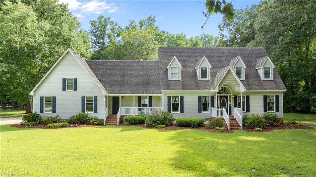 1076 Taft RD, CHESAPEAKE VA 23322 - Photo 2