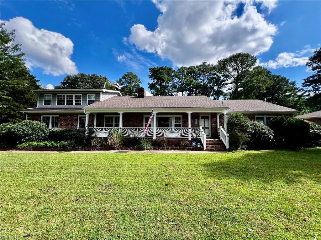 2012 Oak Leaf LN, VIRGINIABEACH VA 23455 - Photo 2