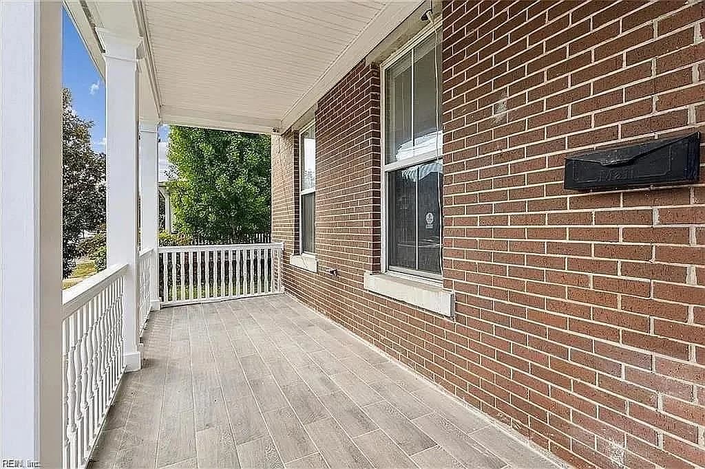 220 W 33rd ST, NORFOLK VA 23504 - Photo 4