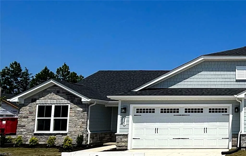 336 MEDLEY LN, Suffolk — 3 bed Residential, 1,343 sqft