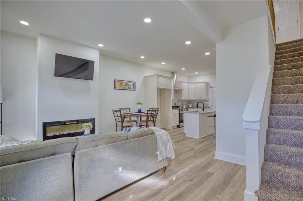 1004 Barney ST, NORFOLK VA 23504 - Main photo