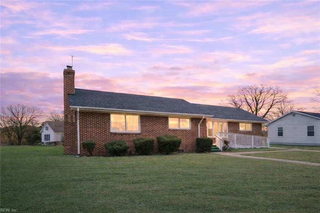 31 Radford ST, PORTSMOUTH VA 23701 - Main photo