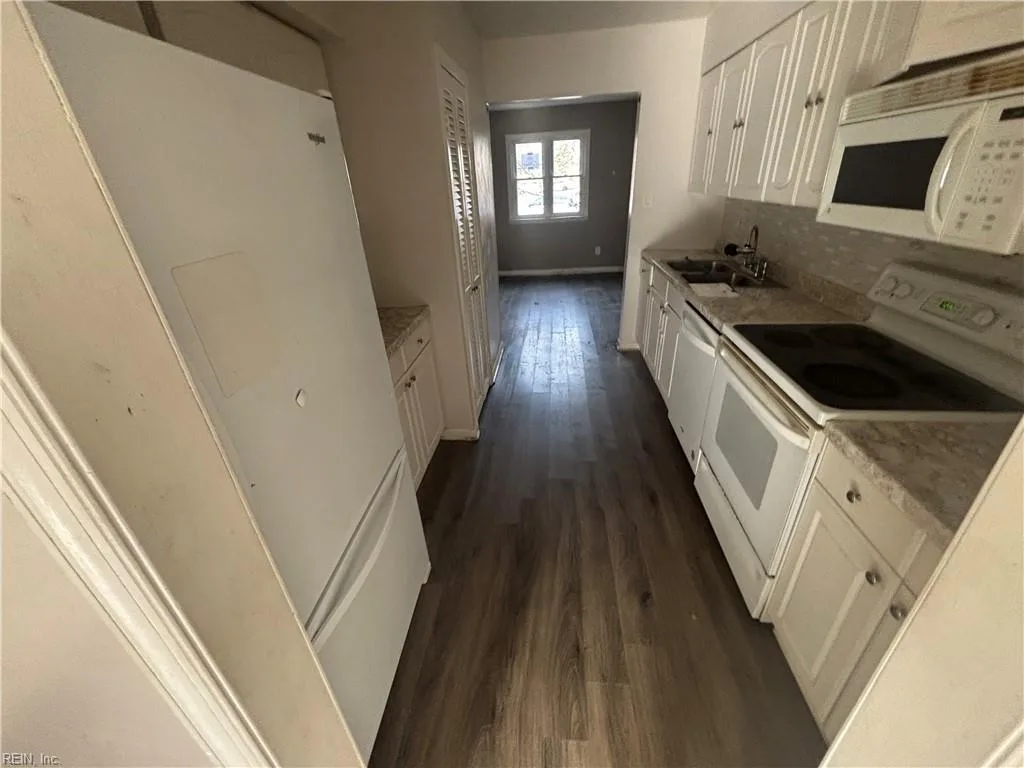 6409 Duquesne PL, VIRGINIABEACH VA 23464 - Photo 3