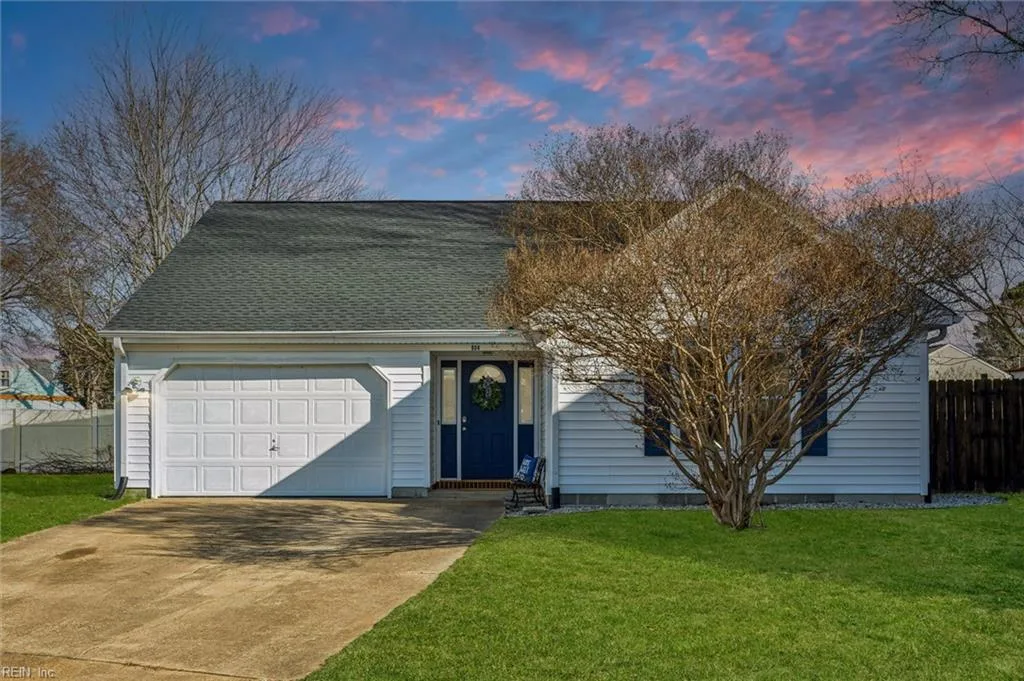 904 Carothers ARCH, Virginia Beach — 3 bed Residential, 1,580 sqft