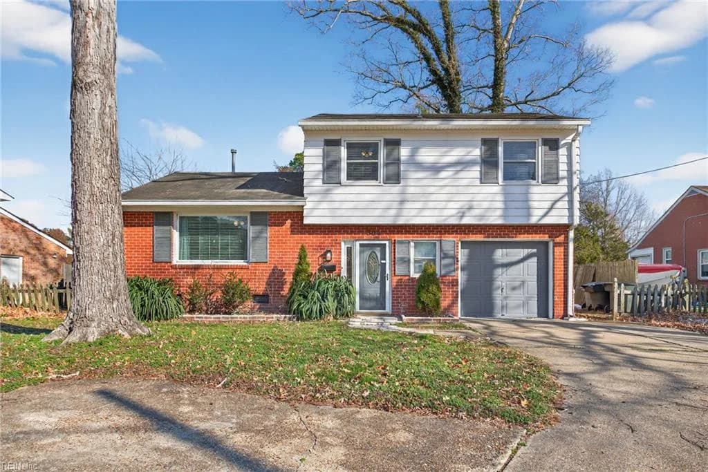 304 Woodland RD, HAMPTON VA 23669 - Photo 2